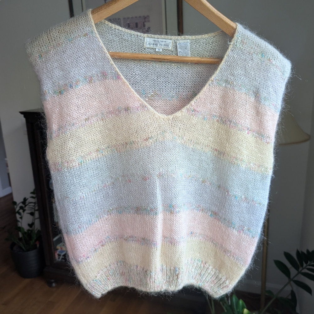 VTG 80s Jeanne Pierre Knit Mohair Blend Fuzzy Pastel Rainbow Vest size M Cottage